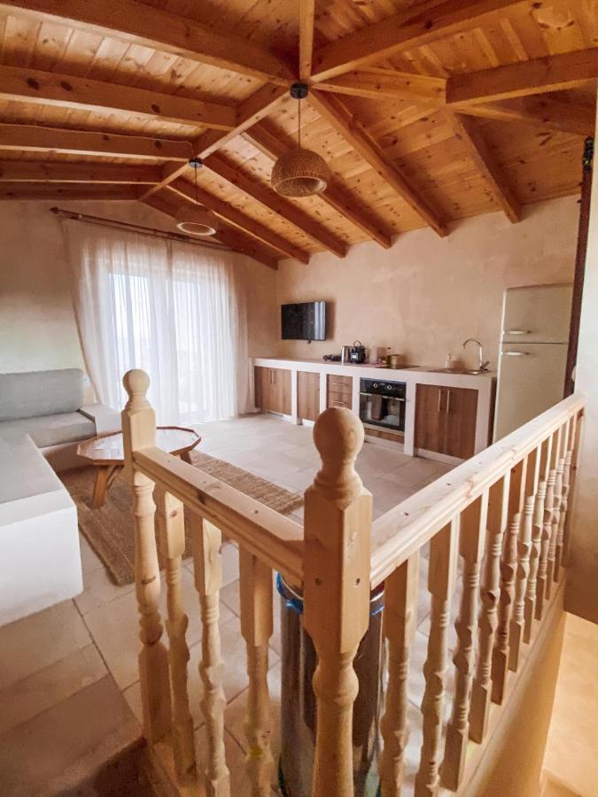 Mani Luxury Suites And Studios In Gytheio With Private Pools מראה חיצוני תמונה